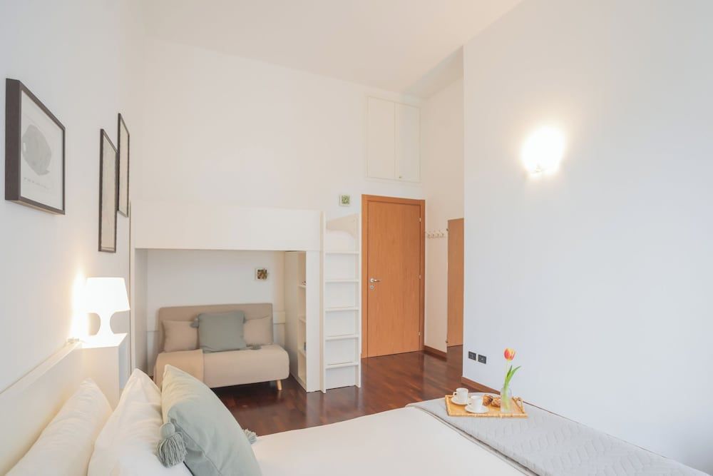 Filanda - Best Lakefront in Como by Rent all Como Apartment (1 Bedroom) 9