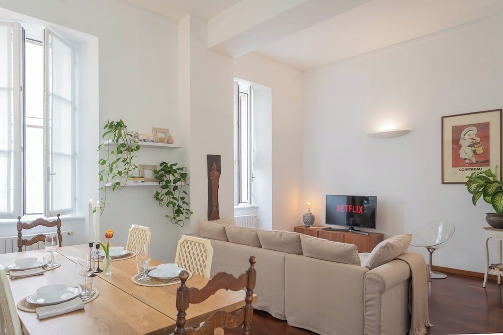 Filanda - Best Lakefront in Como by Rent all Como Apartment (1 Bedroom) 24