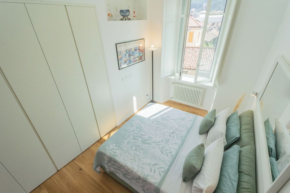 Rooftop Nest in Como City Center by Rent all Como Apartment, 2 Bedrooms (2 Bedrooms) 19