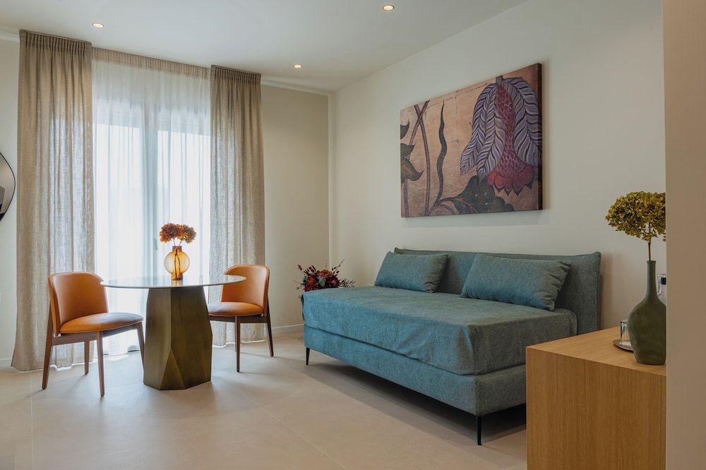 Hera rooms and suites Design Suite, Partial Sea View 11