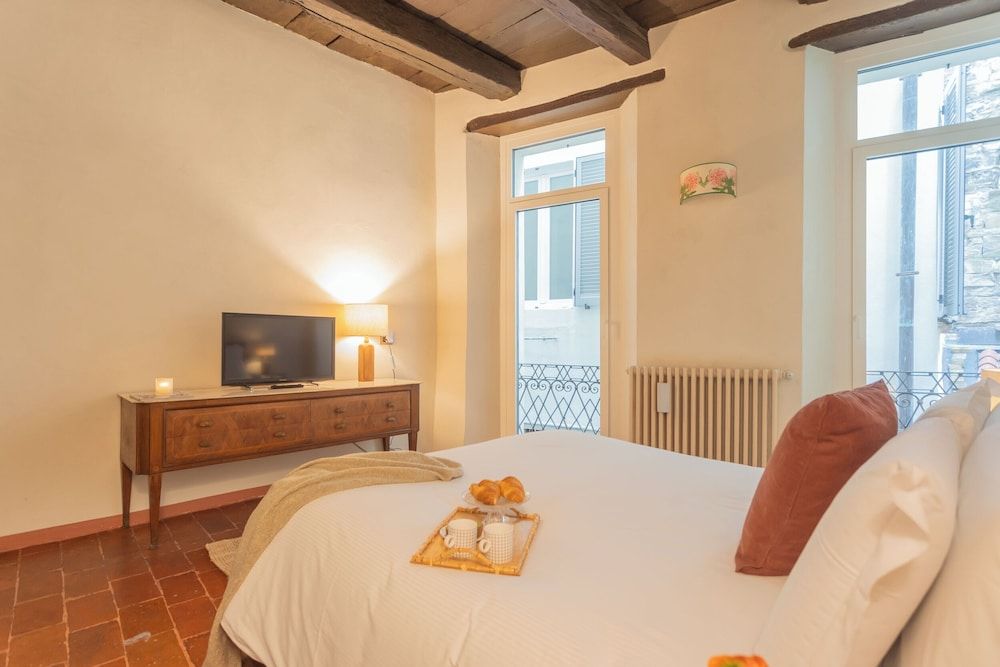Apartment (2 Bedrooms)