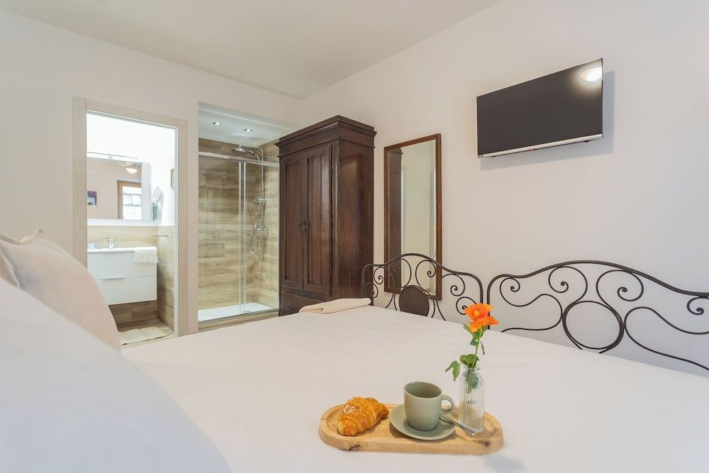 Apartment (3 Bedrooms)