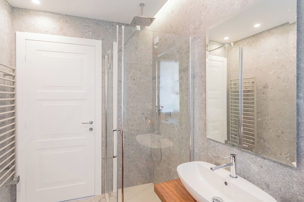 Muralto's Nest by Rent all Como Apartment (2 Bedrooms) 23