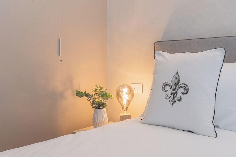 Muralto's Nest by Rent all Como Apartment (2 Bedrooms) 10