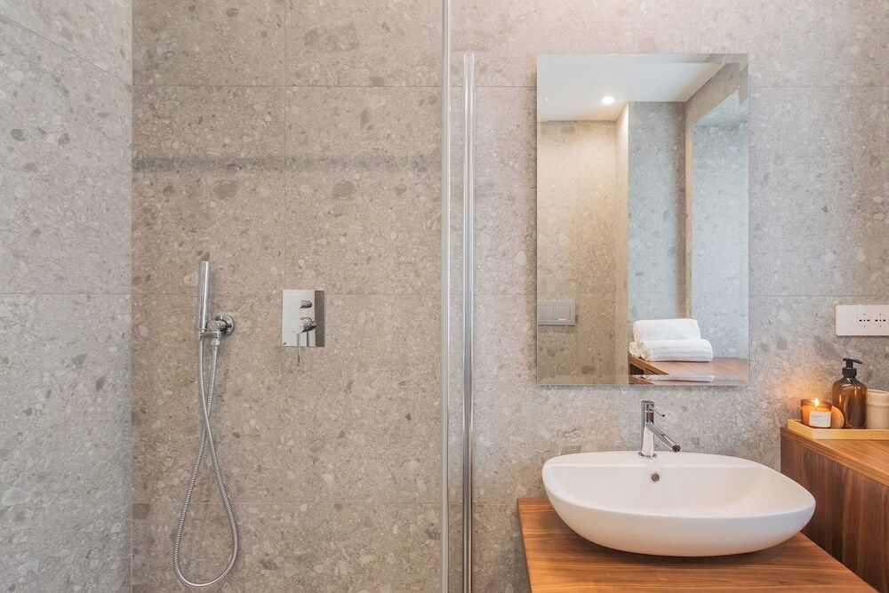 Muralto's Nest by Rent all Como Apartment (2 Bedrooms) 24