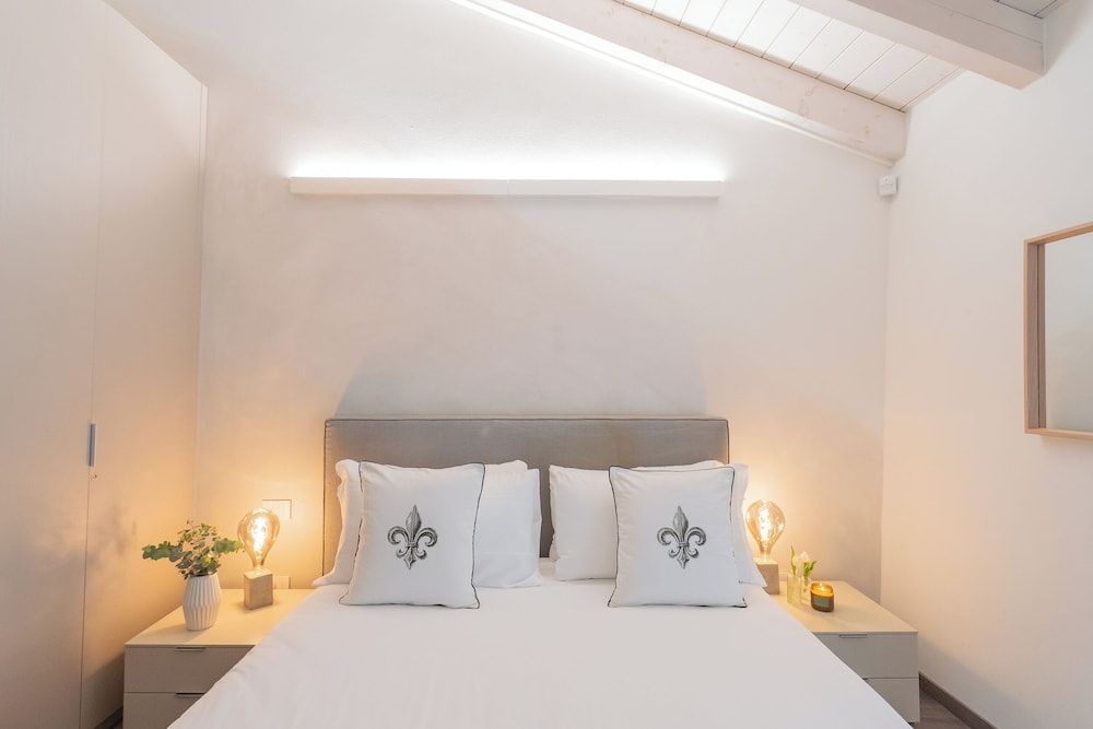 Muralto's Nest by Rent all Como