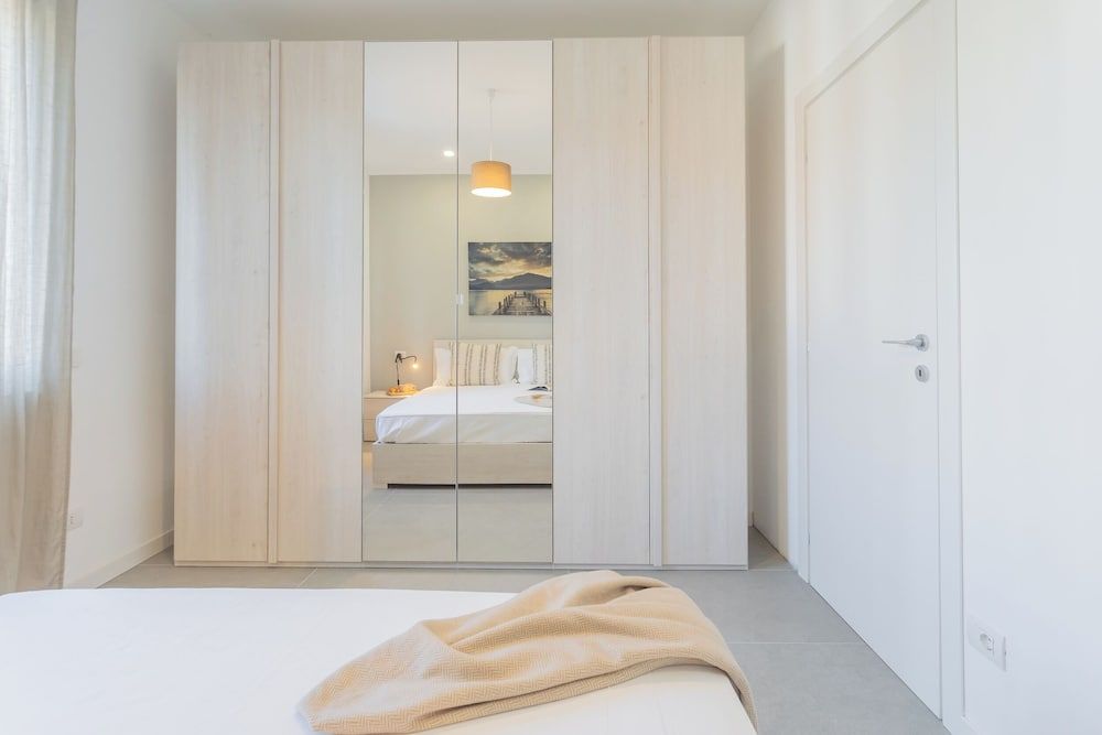 Isola Felice Grandate by Rent all Como Apartment (1 Bedroom) 11