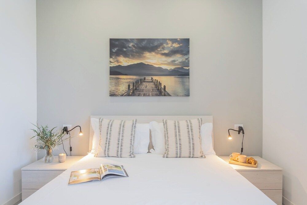 Isola Felice Grandate by Rent all Como Apartment (1 Bedroom) 4