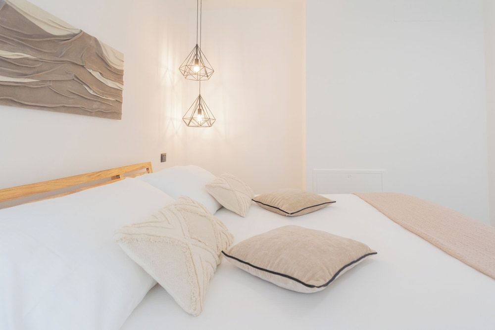 Apartment (1 Bedroom)