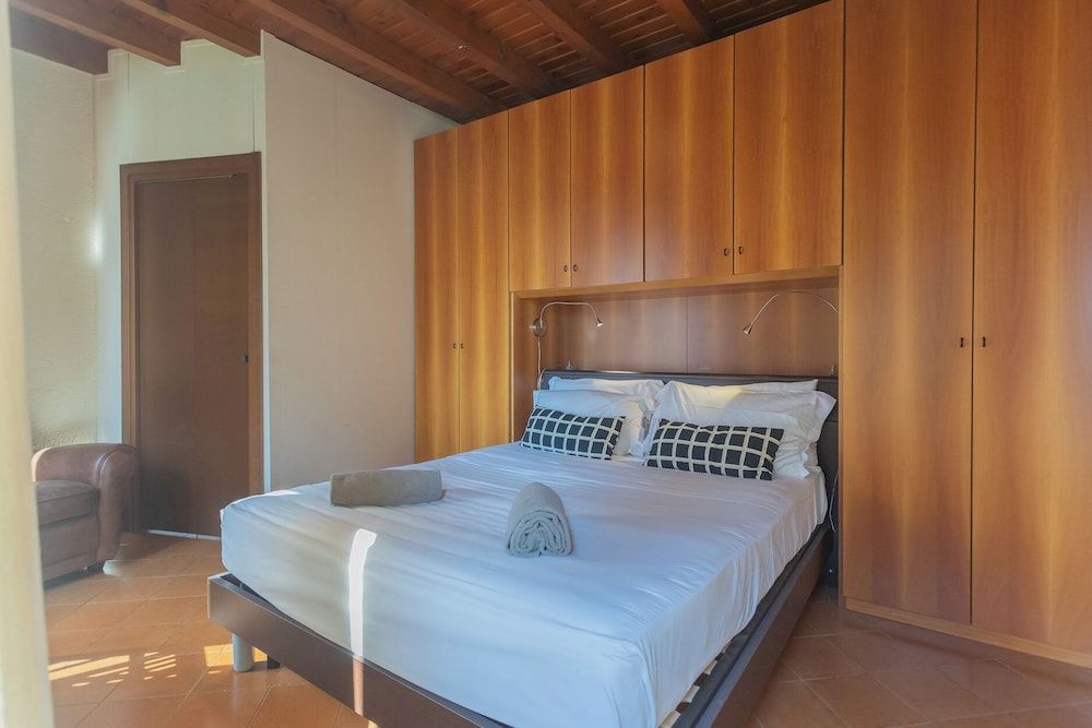 Apartment (1 Bedroom)