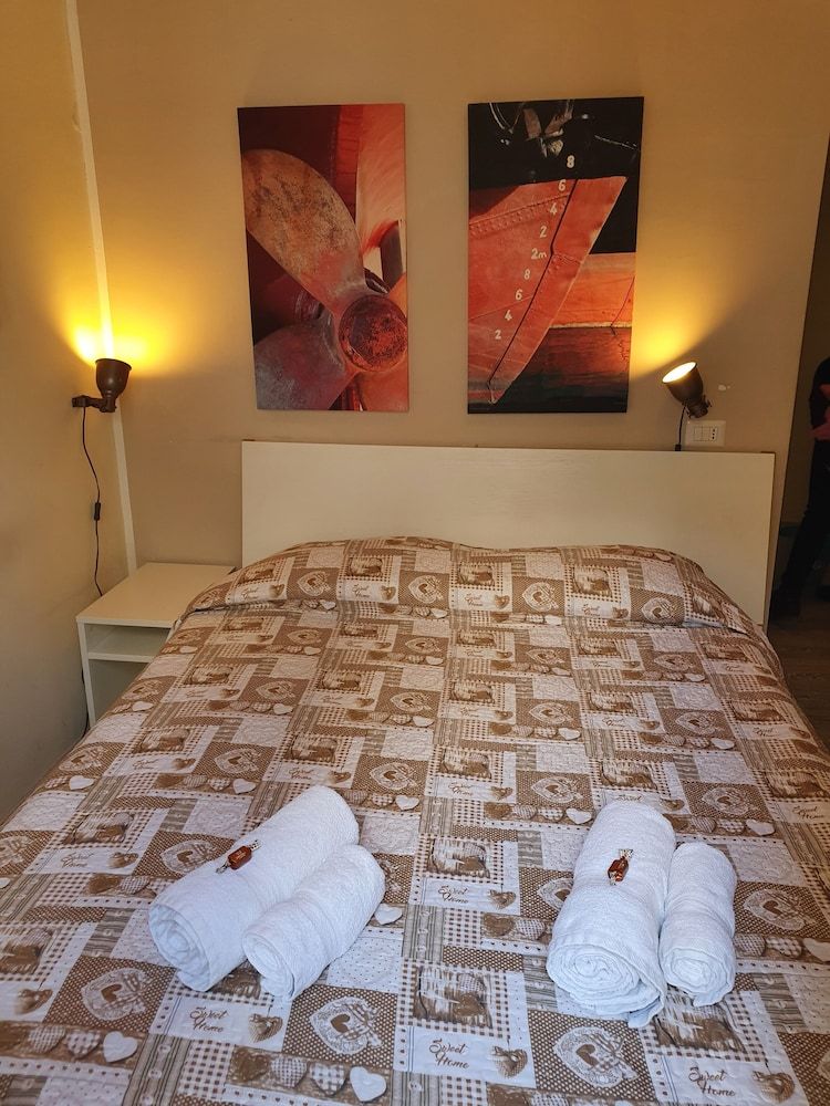 Basic Double Room