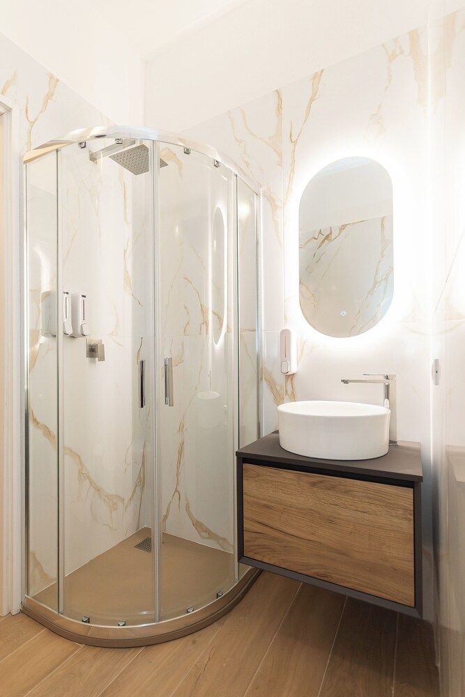 VittorioVeneto126 Deluxe Triple Room 6