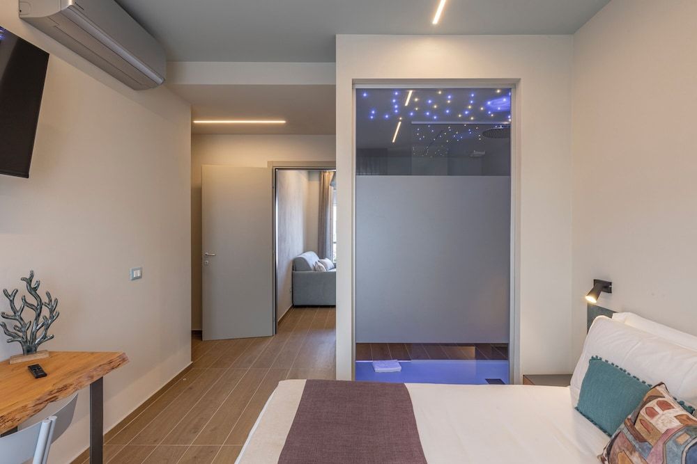 Luci sul Mare Panoramic Suite, Sea View 11