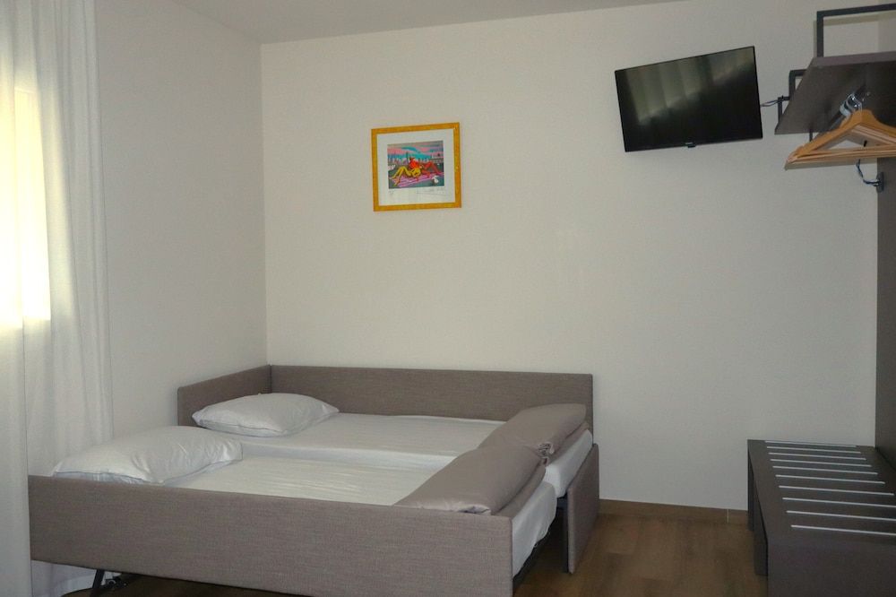 Signature Apartment, Balcony, Lake View