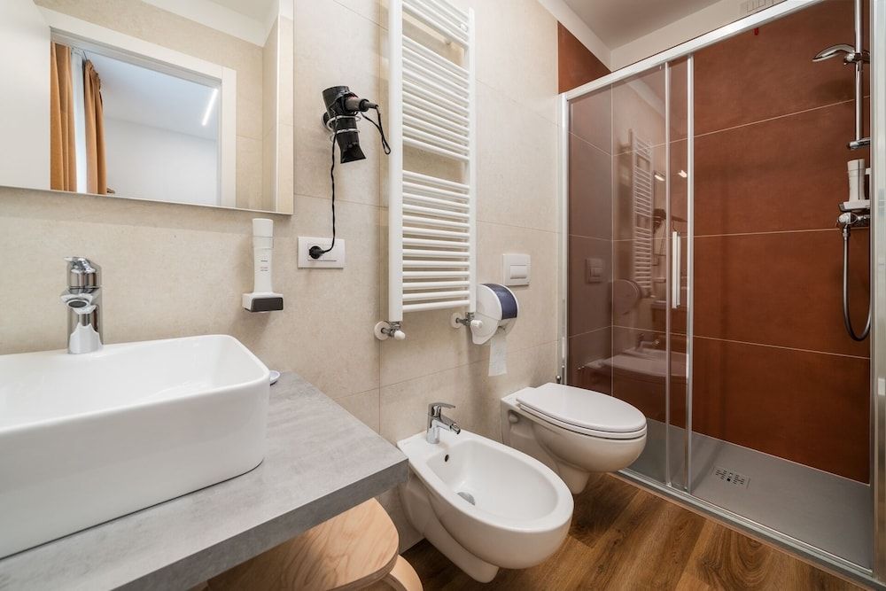 B&B PIEDICASTELLO Basic Quadruple Room 12