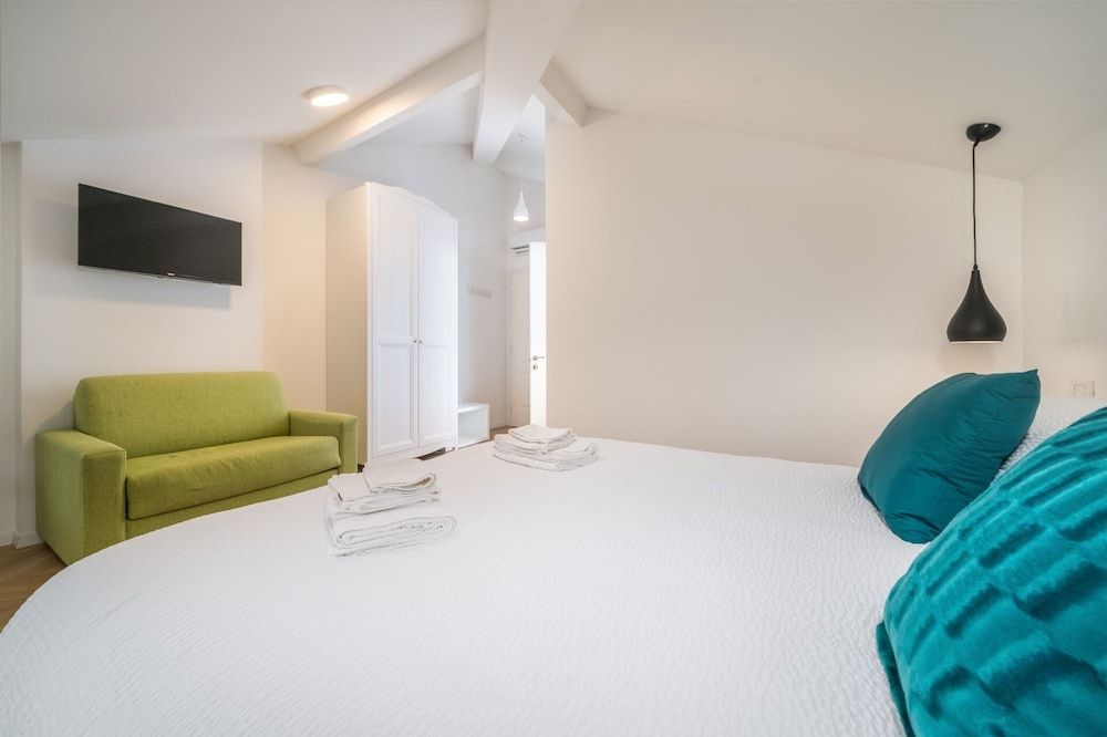 B&B PIEDICASTELLO Basic Triple Room 3