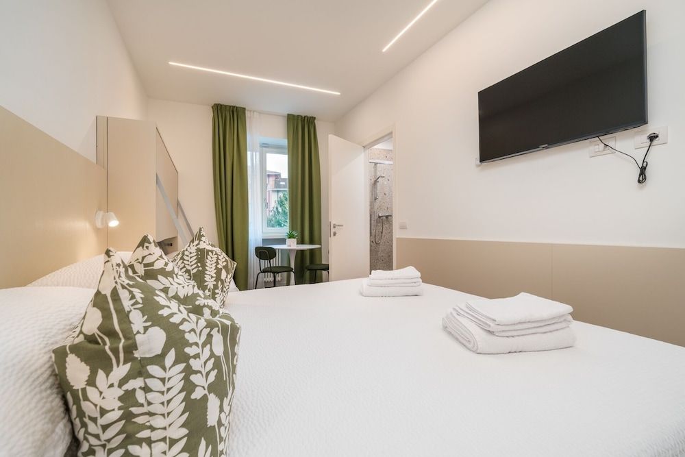 B&B PIEDICASTELLO Basic Quadruple Room 9