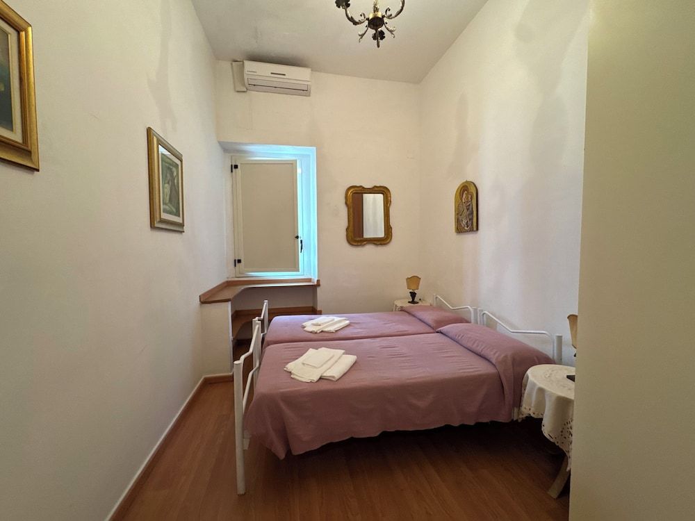 Junior Triple Room