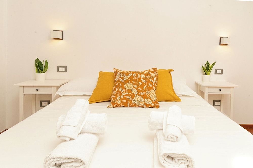 LA ROCCA RELAIS Classic Double or Twin Room 5