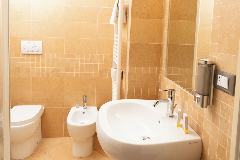 LA ROCCA RELAIS Superior Double Room, Valley View 11