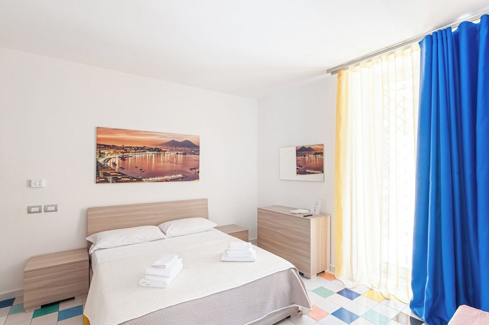 Superior Apartment, King and 2 Sofa Bed, Private Bathroom