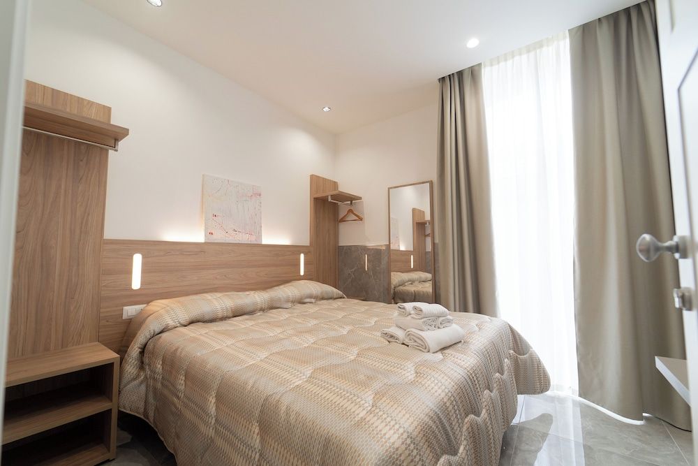 Standard Room, Courtyard View, Annex Building (Vico Giardinetto 84)