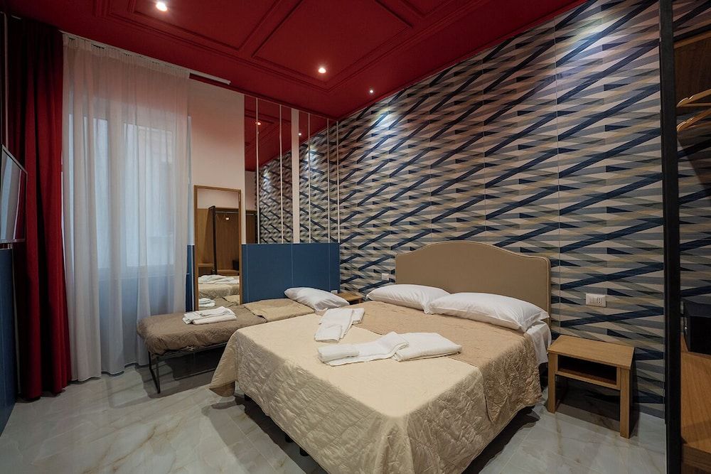 Deluxe Triple Room, City View, Annex Building (Vico Freddo a Donnalbina 2)