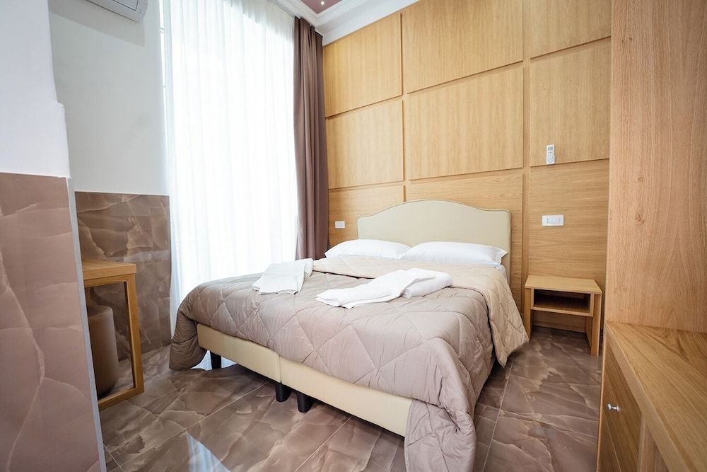 Comfort Room, City View, Annex Building (Via De Pretis 88)
