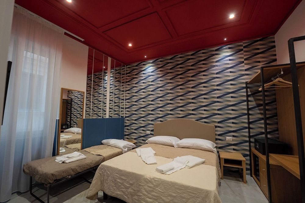 Superior Triple Room, Balcony, Annex Building (Vico Freddo a Donnalbina 2)
