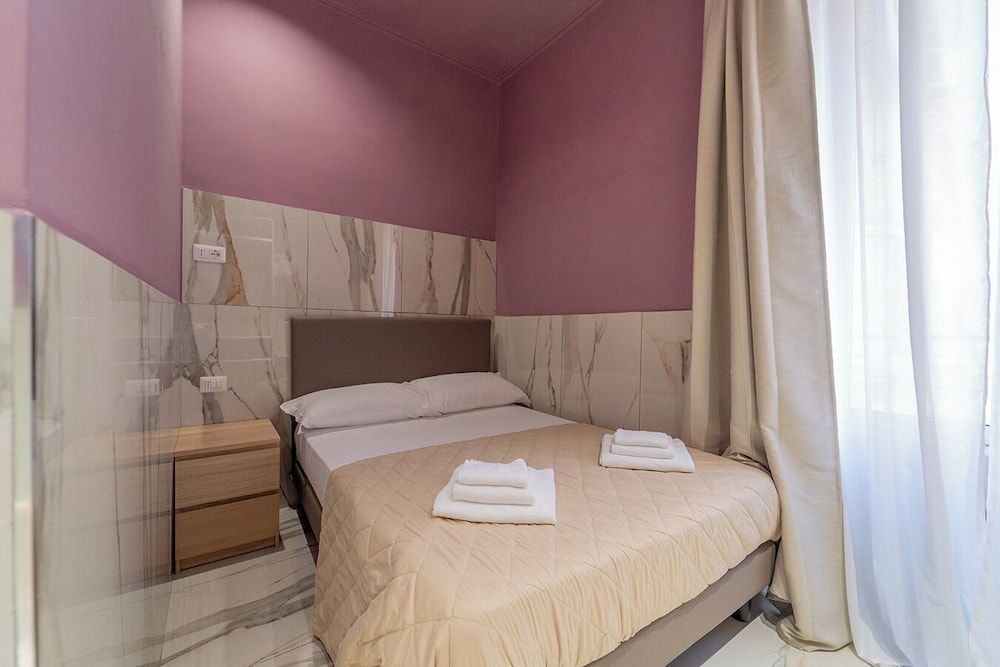 Classic Room, Courtyard View, Annex Building (Via Guglielmo S. Felice)