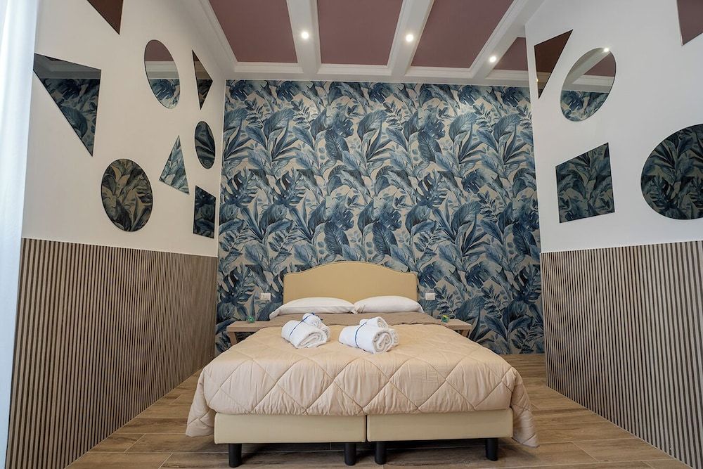 Luxury Studio Suite, Jetted Tub, Annex Building (Via Guglielmo S. Felice)