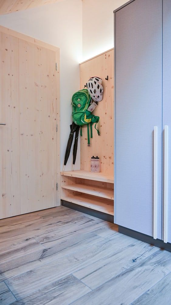 Castell Matscher Comfort Apartment, Balcony, Mountain View 8