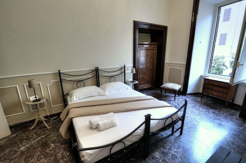 Palazzo Alibrandi Deluxe Double or Twin Room 7
