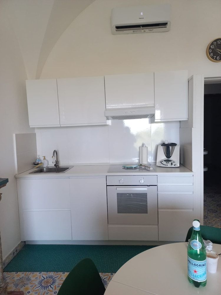 Heartbreaking sea View House in Capri - Italy House, 2 Bedrooms, Smoking, Terrace 16