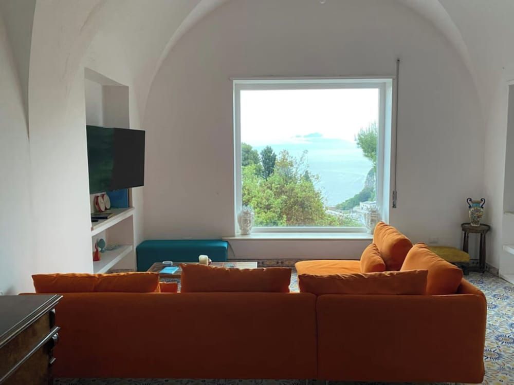 Heartbreaking sea View House in Capri - Italy House, 2 Bedrooms, Smoking, Terrace 13
