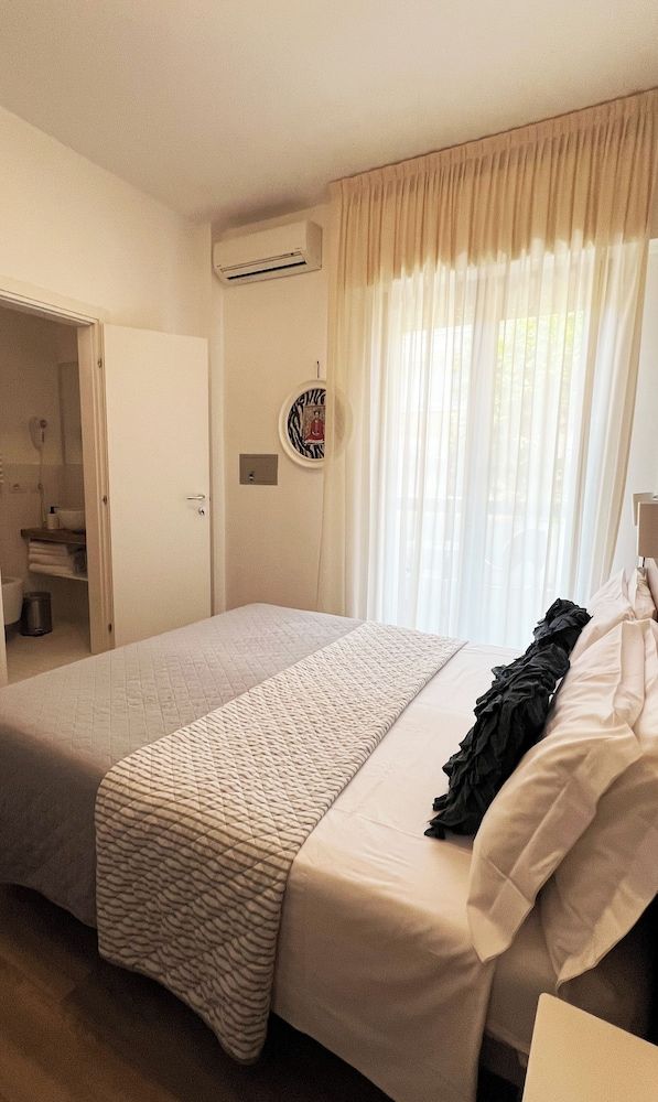 Comfort Double or Twin Room