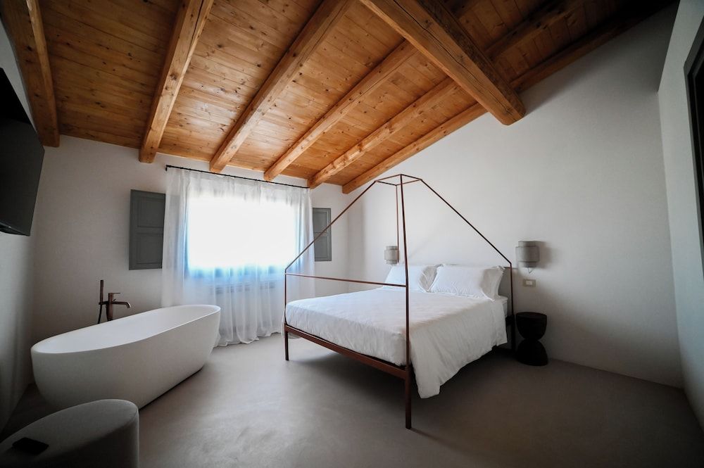 masseria casina fiocca Deluxe Triple Room 2