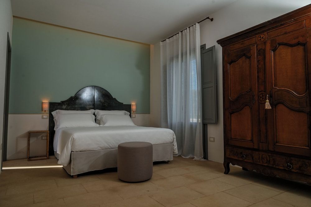 Exclusive Suite, Garden View