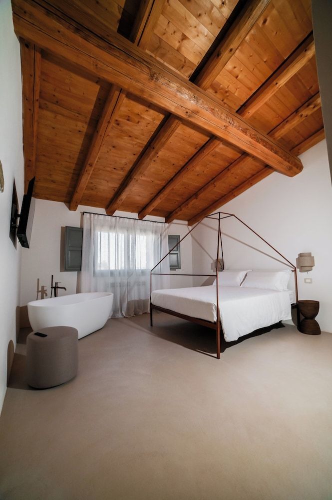 masseria casina fiocca Deluxe Triple Room 3