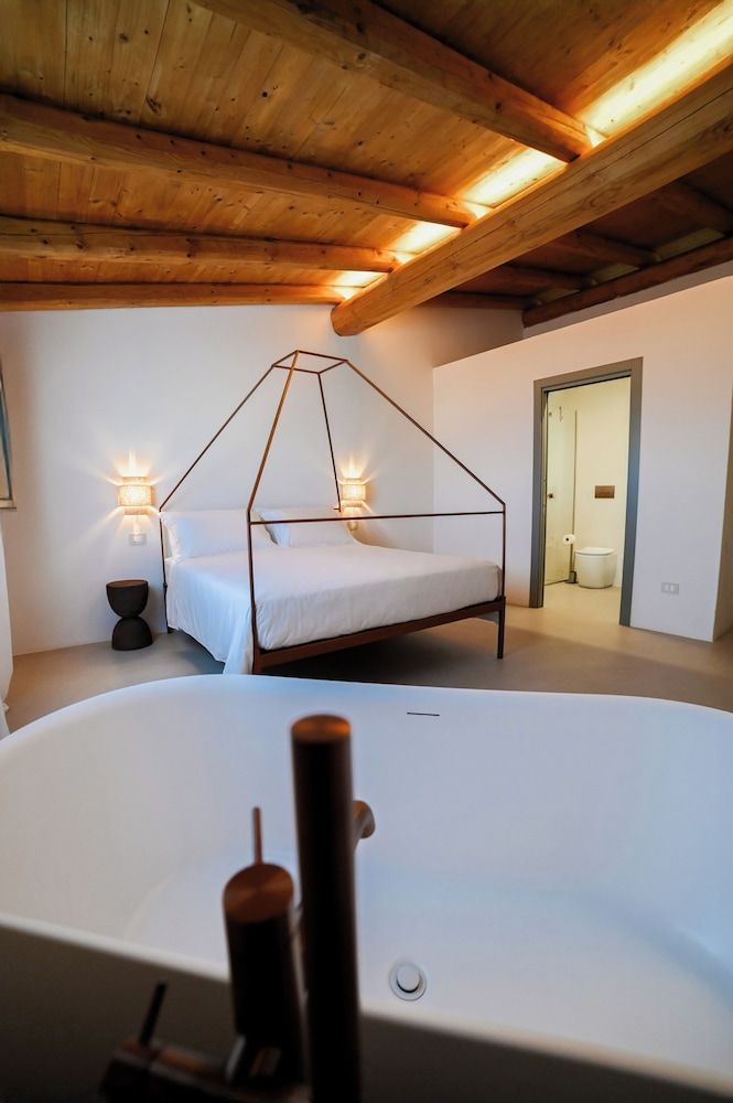 masseria casina fiocca Deluxe Triple Room 5