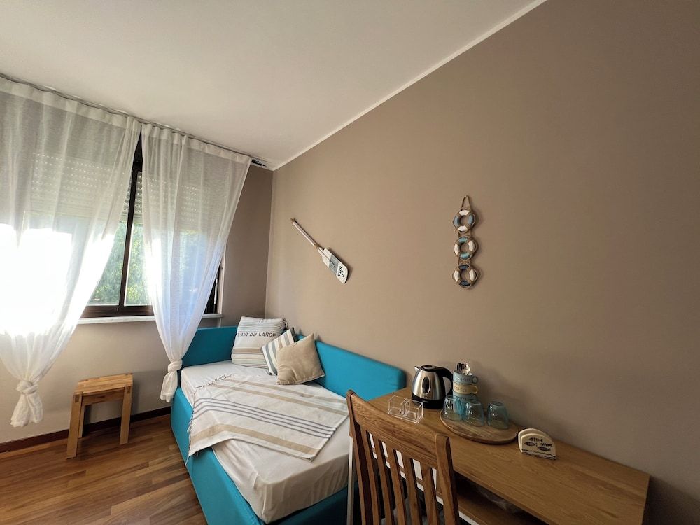 La Rosa del Golfo dei Poeti Family Triple Room, Park View 15