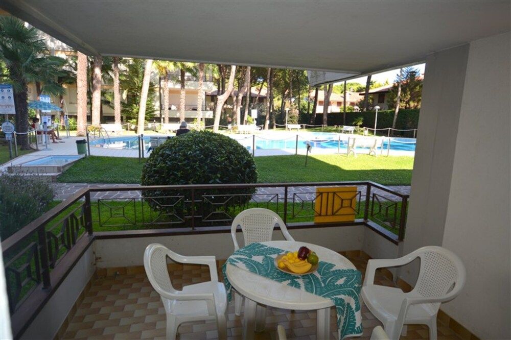 Apartment, Multiple Bedrooms, Balcony, Pool View