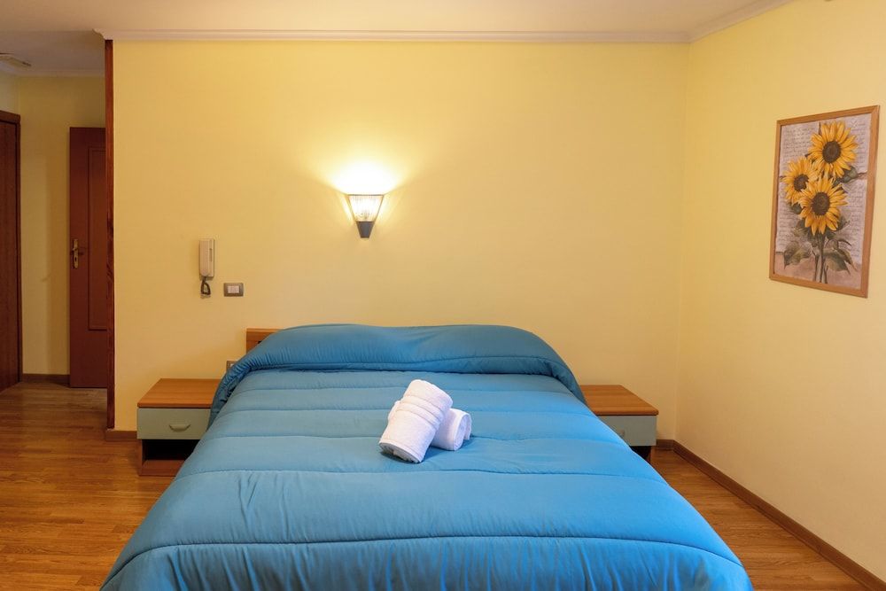 Avernum Relais Basic Double Room, 1 Double Bed 5
