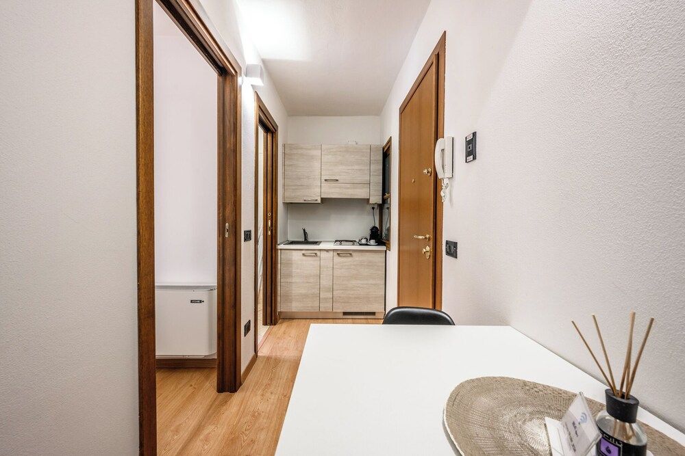 Emilia Studios 4 Apartment, 1 King Bed 7