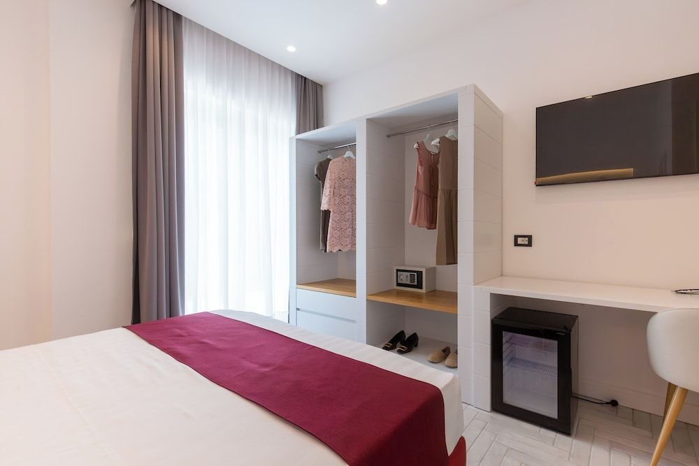 Gioi Hotel Standard Double Room, Courtyard View 5