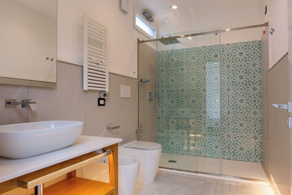 Gioi Hotel Double Room 6