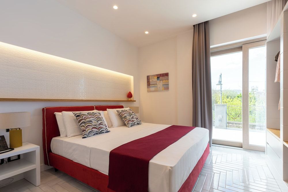 Gioi Hotel Deluxe Room 5