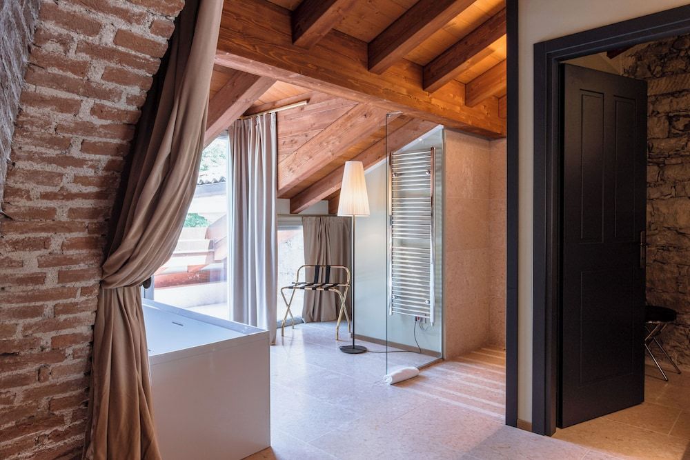 Pavillon Suite Junior Suite, Park View 37