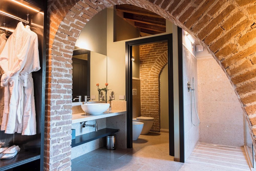 Pavillon Suite Junior Suite, Park View 17