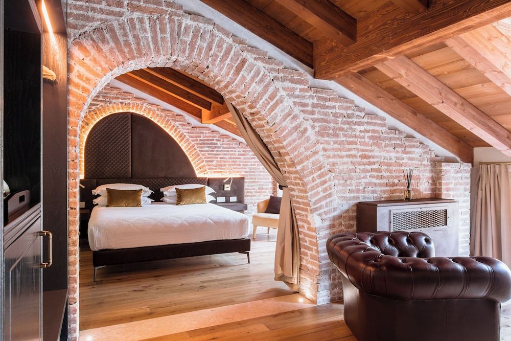 Pavillon Suite Junior Suite, Park View 7